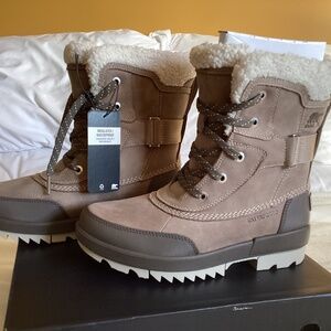 Sorel Ladies Waterproof winter boots
